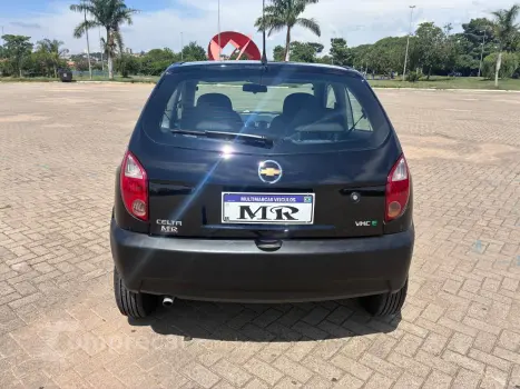 CELTA 1.0 MPFI Life 8V