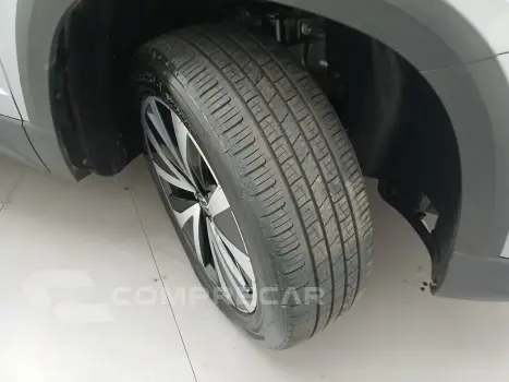 TAOS 1.4 250 TSI TOTAL FLEX HIGHLINE AUTOMÁTICO