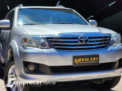 Hilux SW4 SR 4x2 2.7/ 2.7 Flex 16V Aut.