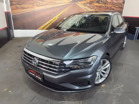 Volkswagen JETTA 1.4 250 TSI Comfortline 4 portas
