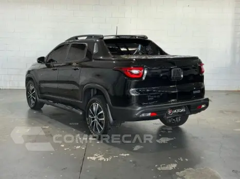 TORO - 2.0 16V TURBO ULTRA 4WD AT9