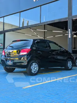 ONIX HATCH LS 1.0 8V FlexPower 5p Mec.