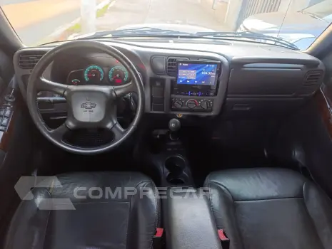 S10 2.4 MPFI Executive 4X2 CD 8V