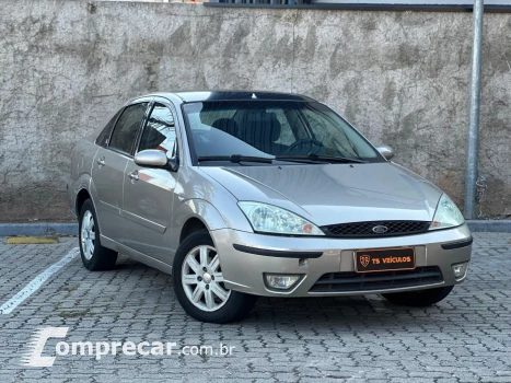 FOCUS 2.0 GHIA SEDAN 16V GASOLINA 4P MANUAL
