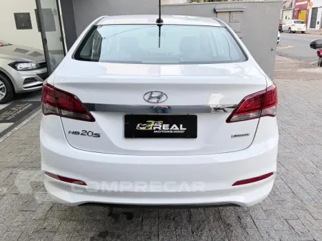 HB20S 1.6 COMFORT PLUS 16V FLEX 4P AUTOMÁTICO