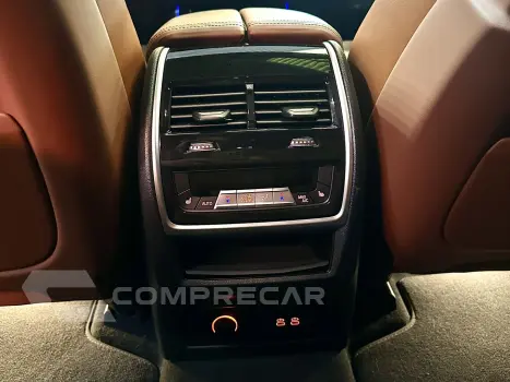 X7 X7 M60I 4.4 V8 BI-TB AUT.(HÍBRIDO)