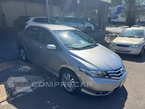 CITY Sedan EX 1.5 Flex 16V 4p Aut.