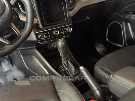 TORO 1.3 TURBO 270 FLEX VOLCANO AT6