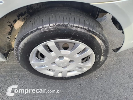 FIESTA 1.6 Rocam Sedan 8V