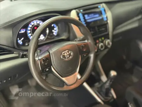 YARIS 1.5 16V Sedan XL