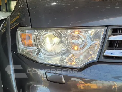 Pajero HPE 3.2 4x4 T.I. Dies. 5p Aut.