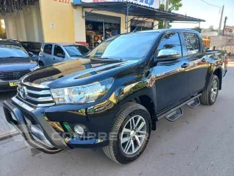 Toyota Hilux CD SRV 4x4 4 portas