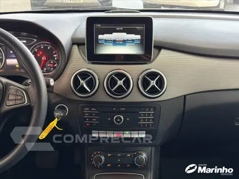 B 200 1.6 SPORT TURBO FLEX 4P AUTOMÁTICO