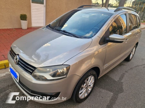 Volkswagen Spacefox Trend 1.6 4 portas