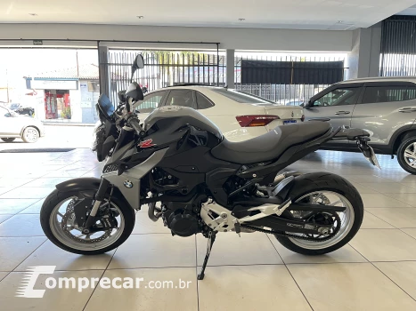 F900 R SPORT