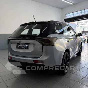 OUTLANDER 2.0 16V 160cv Aut.