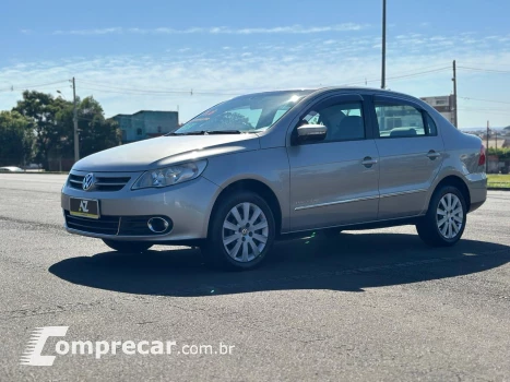 Volkswagen VOYAGE 1.6 MI Comfortline 8V 4 portas
