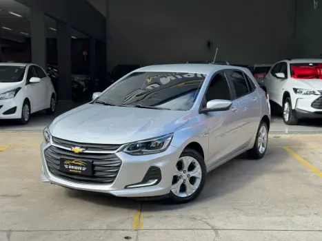 ONIX HATCH PREM. 1.0 12V TB Flex 5p Aut.