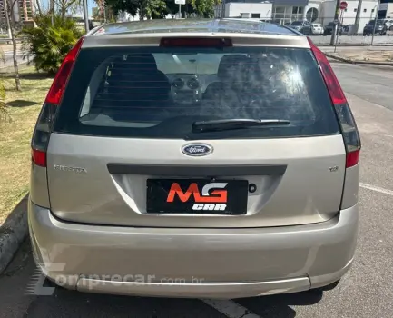 FIESTA 1.6 MPI Class Hatch 8V