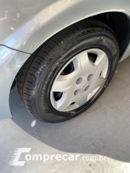 CELTA 1.0 MPFI VHCE Life 8V