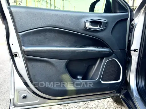 COMPASS 2.0 16V FLEX LONGITUDE AUTOMÁTICO