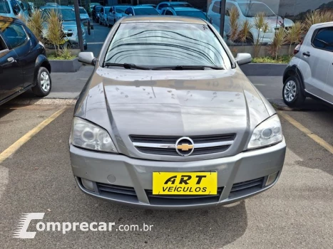 ASTRA 1.8 MPFI Comfort Sedan 8V