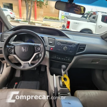 Honda CIVIC 2.0 LXR 16V 4 portas