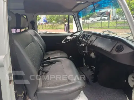 Kombi 1.4 FLEX STD 9 LUGARES