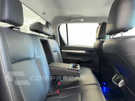 HILUX 2.8 D-4D TURBO DIESEL CD SRV 4X4