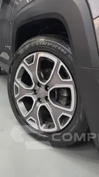 Renegade Longitude 1.8 4x2 Flex 16V Aut.