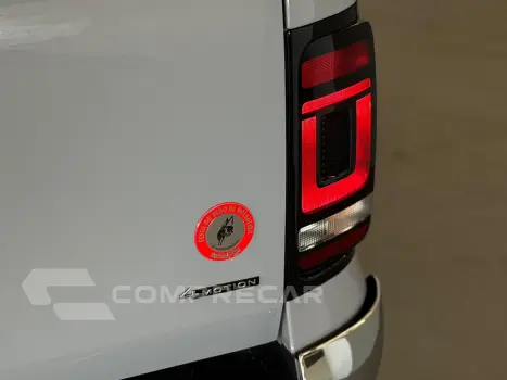 AMAROK 3.0 V6 TDI DIESEL BARRETOS 70 ANOS CD 4MOTION AUTOMÁT
