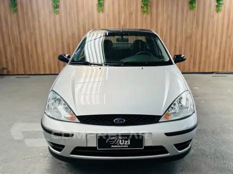 FOCUS 1.6 GLX Sedan 16V