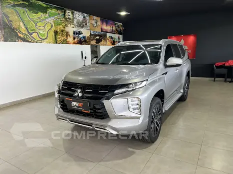 Mitsubishi PAJERO SPORT 2.4 16V Mivec Turbo Legend AWD 4 portas