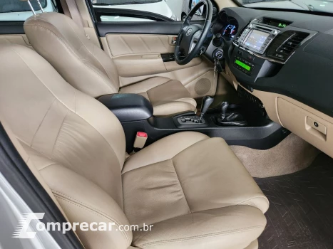 Hilux SW4 3.0 16V 4P SRV 4X4 TURBO DIESEL AUTOMÁTICO