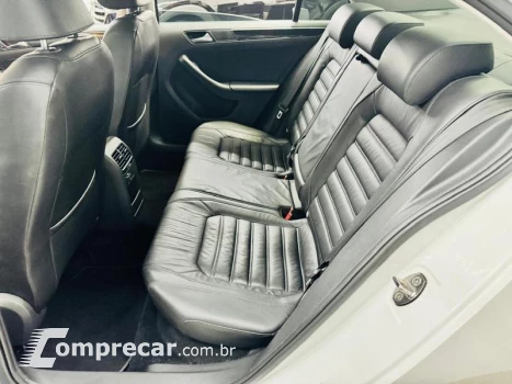 JETTA HIGHLINE TIPTRONIC 2.0 TSI AUT.