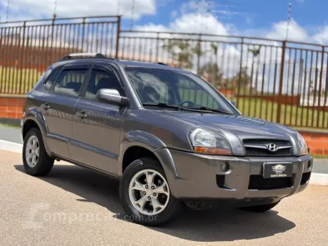 Hyundai TUCSON 2.0 MPFI GLS BASE 16V 143CV 2WD FLEX 4P AUTOMÁTICO 4 portas