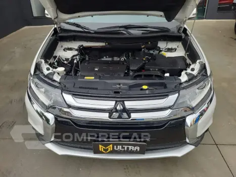 OUTLANDER 2.0 16V 160cv Aut.