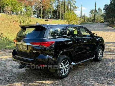 HILUX SW4 2.8 SRX 4X4 7 LUGARES 16V TURBO INTERCOOLER DIESEL