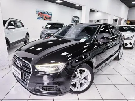 Audi A3 SEDAN PRESTIGE 1.4 TFSII FLEX TIPTRONIC 4 portas