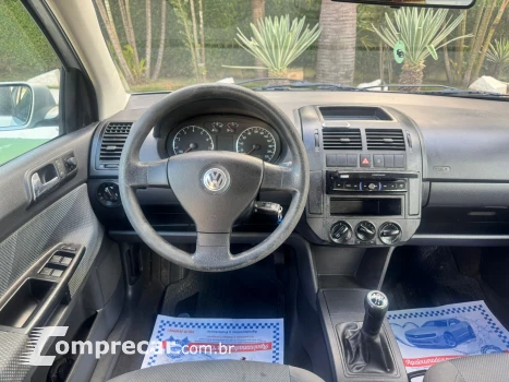 POLO SEDAN 1.6 MI Comfortline 8V