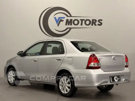 ETIOS 1.5 X PLUS 16V FLEX 4P AUTOMÁTICO