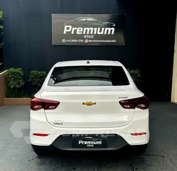 ONIX 1.0 Turbo Plus