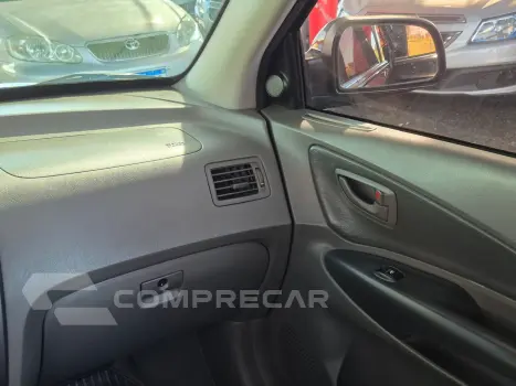 Tucson 2.0 Mpfi Gl 16V 142Cv 2Wd Gasolina 4P Automático