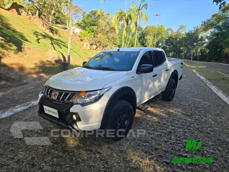 L200 TRITON 2.4 16V TURBO DIESEL OUTDOOR GLS CD 4