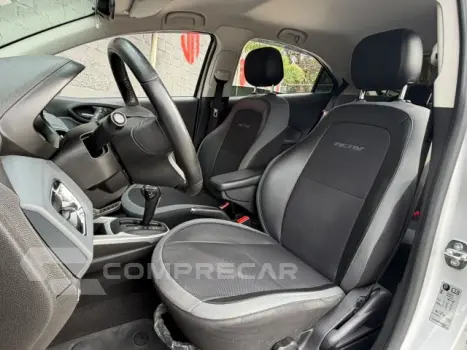 ONIX - 1.4 MPFI ACTIV 8V 4P AUTOMÁTICO