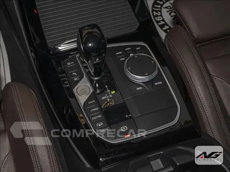 X3 2.0 16V X Line30e