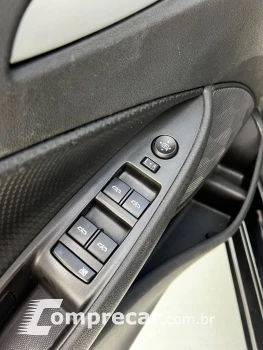 ONIX SEDAN Plus LT 1.0 12V Flex 4p Mec.