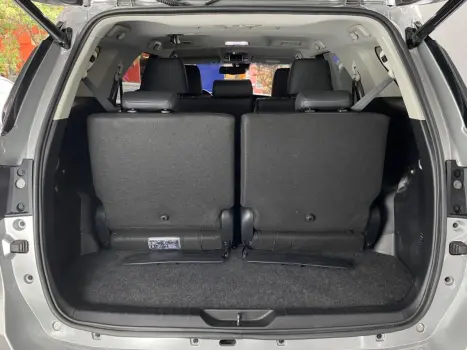 Hilux SW4 SRX Plat. 4x4 2.8 TB Die. Aut.