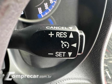 YARIS 1.5 16V FLEX SEDAN XL LIVE MULTIDRIVE