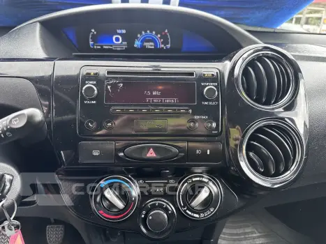 ETIOS 1.5 XS 16V FLEX 4P MANUAL